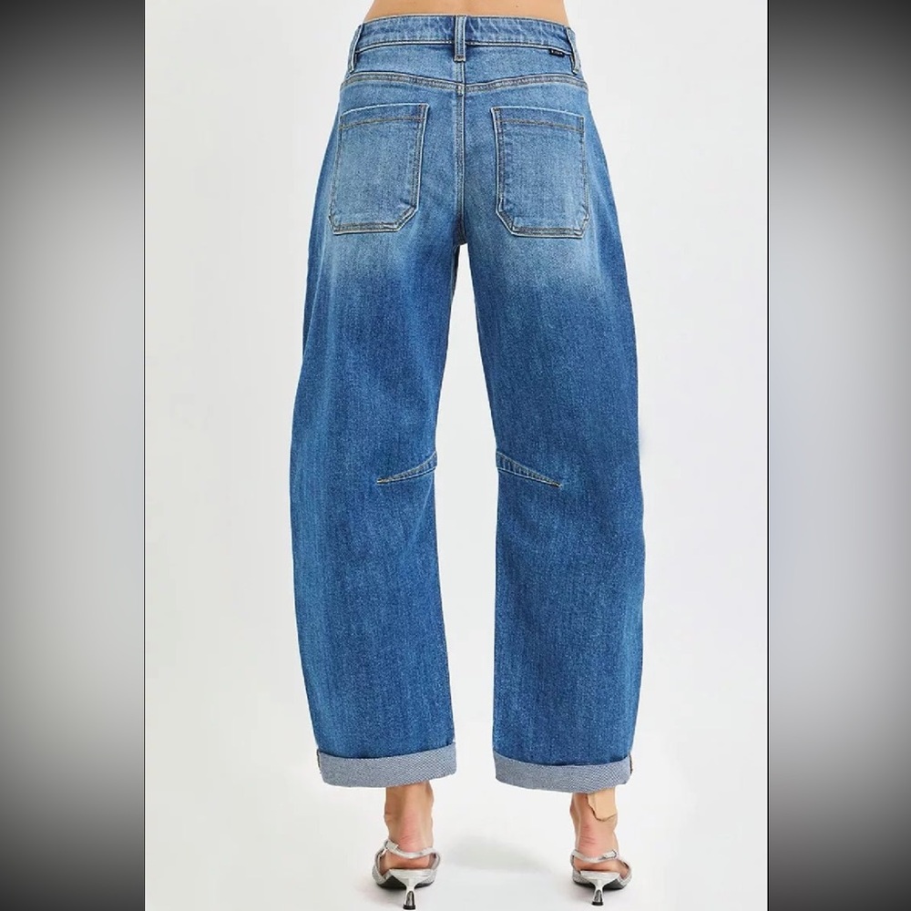 RISEN Slouchy Cropped Barrel Jeans With Cuffed Hem - Picture 4 of 6